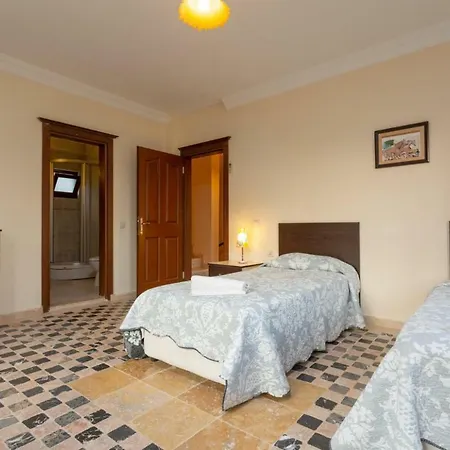 Villa Arykanoos *